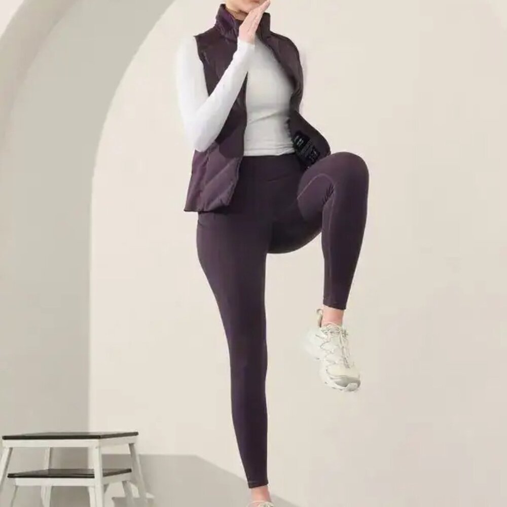 Athleta Altitude Stash Tight Power Stretch Fleece Leggings Purple Size M